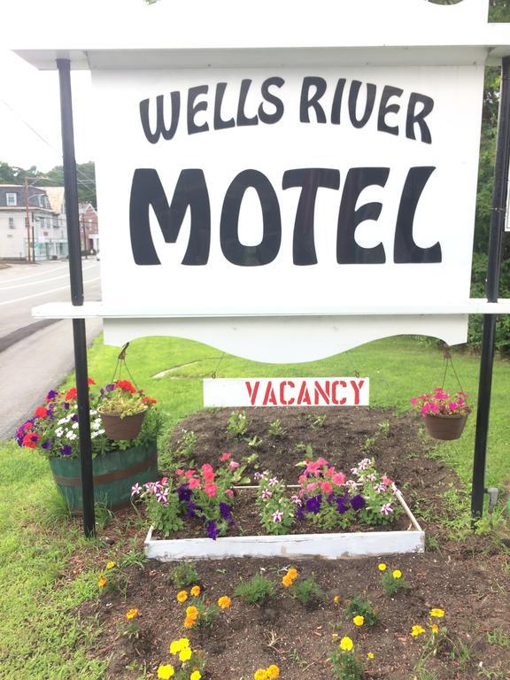 Wells River Motel Buitenkant foto